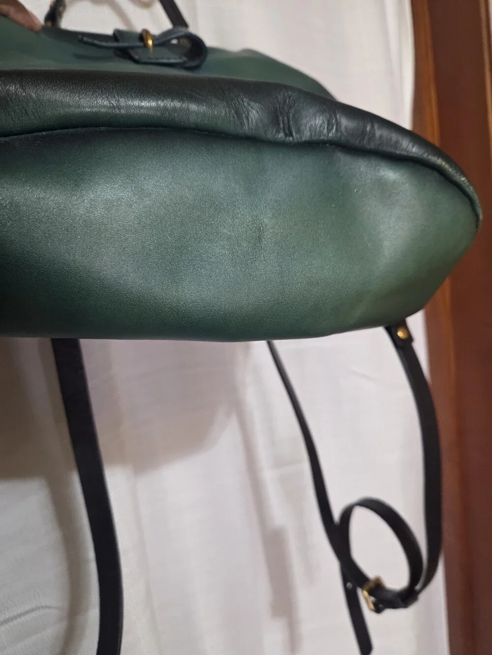 OLD TREND Leather Pamela Backpack